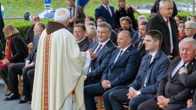 Maceljska šuma je jedna od točaka hrvatskog Križnog puta gdje je stradalo više od deset tisuća žrtava, a više od 130 jama još nije istraženo