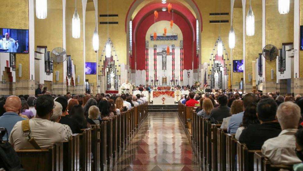 Župa Predragocjene Krvi u biskupiji Brooklyn u Astoriji, New York – proslavila 100 godina djelovanja