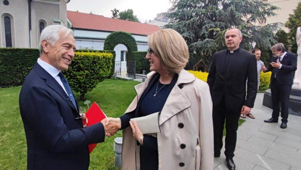 Predsjednica HNV-a, Jasna Vojnić, sudjelovala na proslavi patrona  Suverenog malteškog reda u Beogradu i zahvalila domaćinima na vrijednim  investicijama