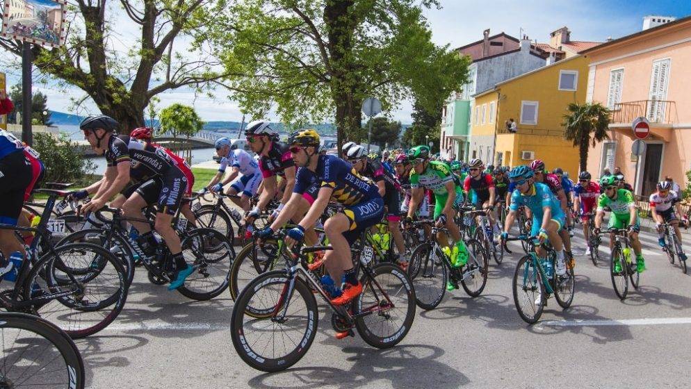 126 biciklista iz Europe, Azije, Amerike i Australije na spektakularnom 'CRO Race-u' u Crikvenici
