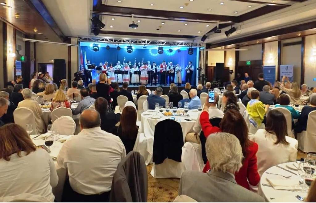 Održan je VII. susret Hrvata Južne Amerike koji je još jednom potvrdio  čvrstu i emotivnu vezu između domovine i iseljeništva