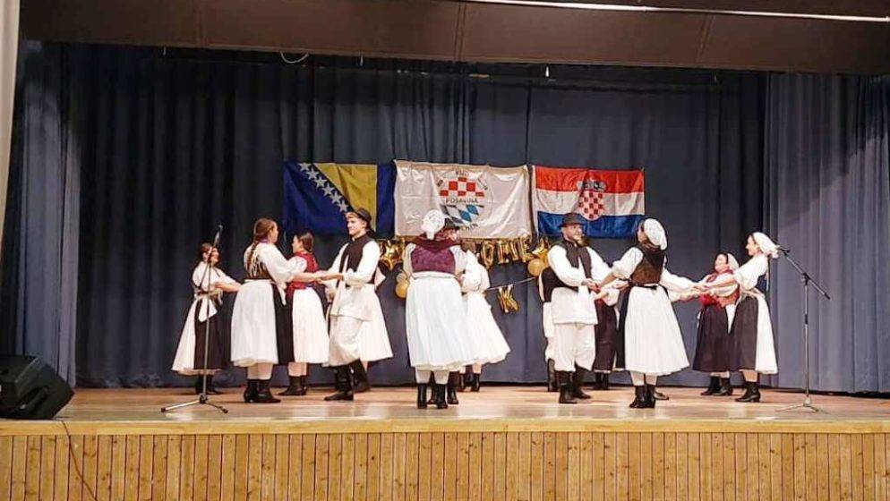 Tradicionalna Posavska večer u Bavarskoj okupila brojne prijatelje, goste i uzvanike, njih više od tisuću