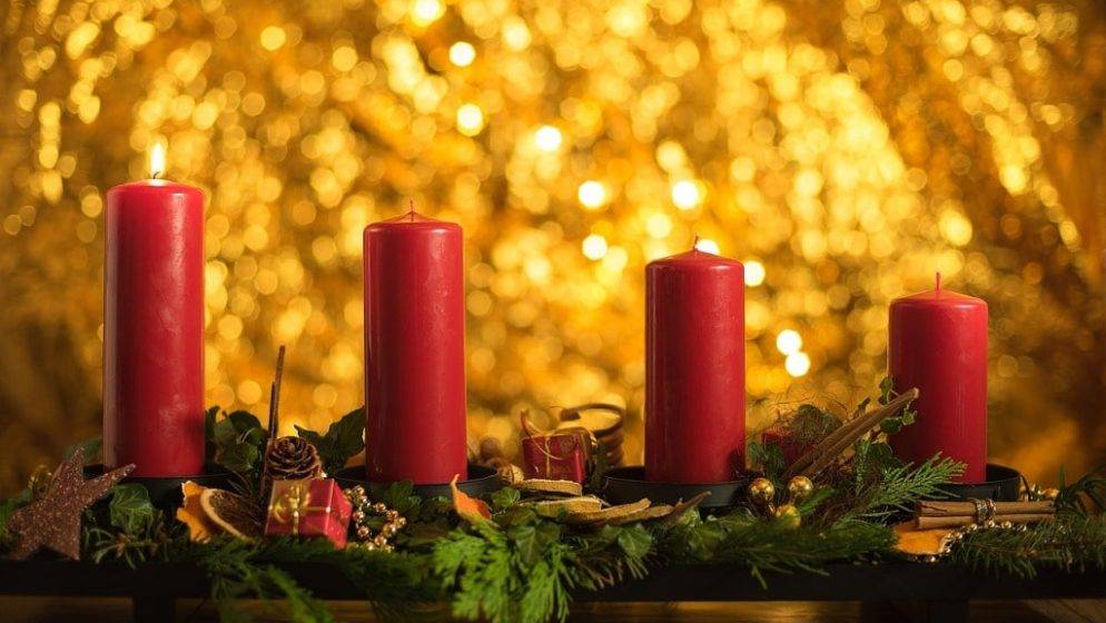 Prva je nedjelja došašća ili adventa, kojom u crkvenoj godini počinje vrijeme priprave za Božić