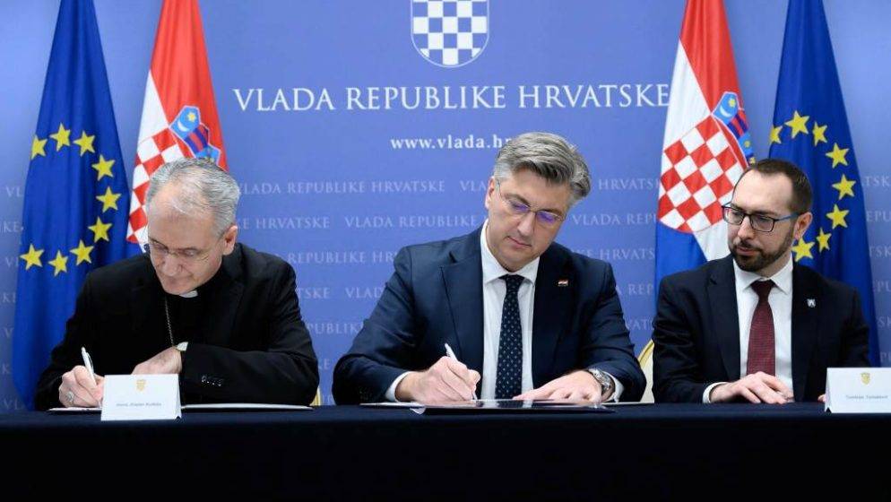 Potpisan je sporazum o gradnji novog stadiona na zagrebačkom Maksimiru. Plenković: 'Ovo je povijesni dan'
