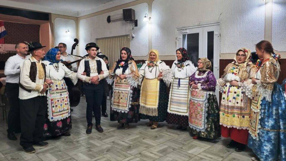 Šokačko prelo u Beregu je neizostavni dio kulturne tradicije i veselih okupljanja Hrvata u Vojvodini