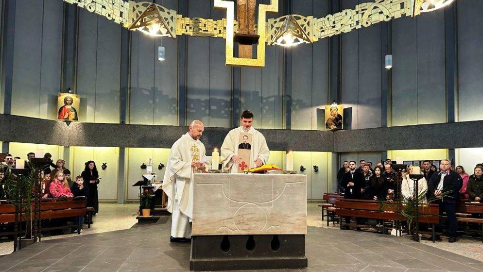 Održana svečana proslava Dana misije i blagdana blaženog kardinala Alojzija Stepinca u Koblenzu, misno slavlje predvodio don Ivan Šarić