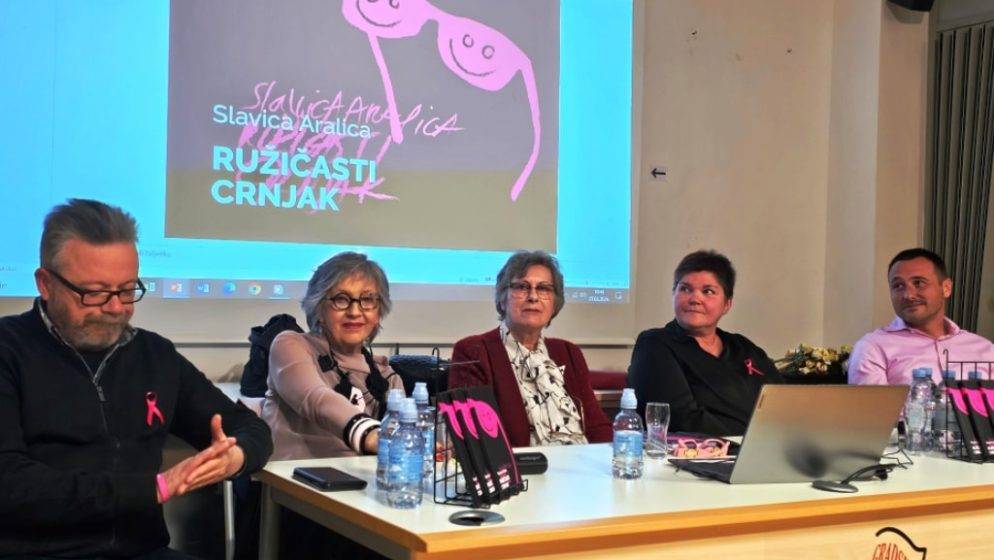 U Splitu je pod motom 'vrijeme mi je za život, nemam vremena za dijagnozu', održana promocija knjige 'Ružičasti crnjak' autorice Slavice Aralice
