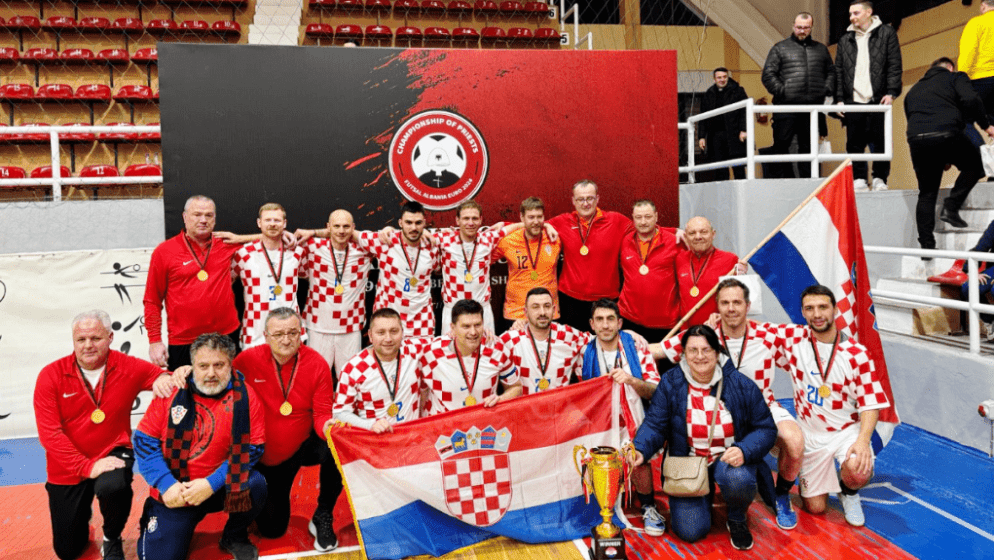 Hrvatski svećenici osvojili zlato na Europskom prvenstvu za svećenike u malom nogometu u Albaniji