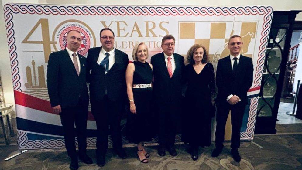 Predstavljen program potpore hrvatskim zajednicama u Sydneyu na gala večeri proslave 40 godina Hrvatskih studija na Sveučilištu Macquarie
