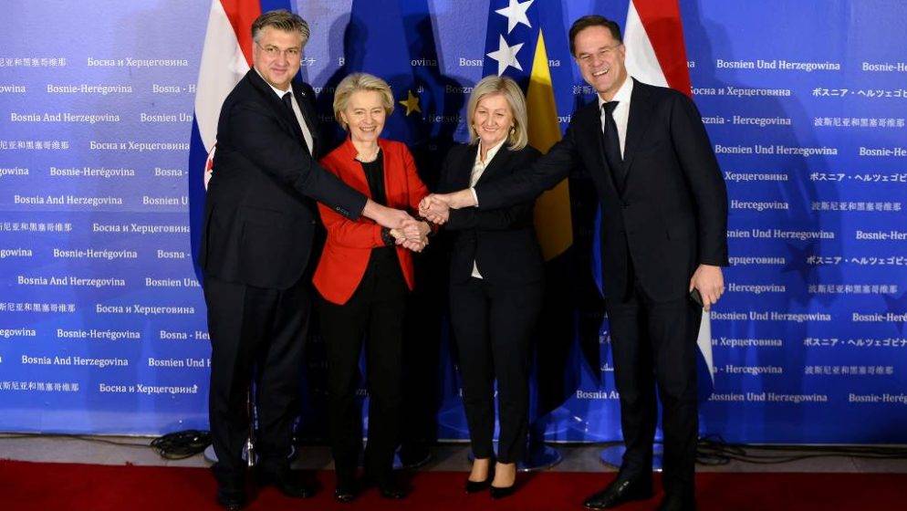 Hrvatska vlada pozdravila usvajanje izvješća Europske komisije kojim se preporučuje Europskom vijeću otvaranje pristupnih pregovora s Bosnom i Hercegovinom