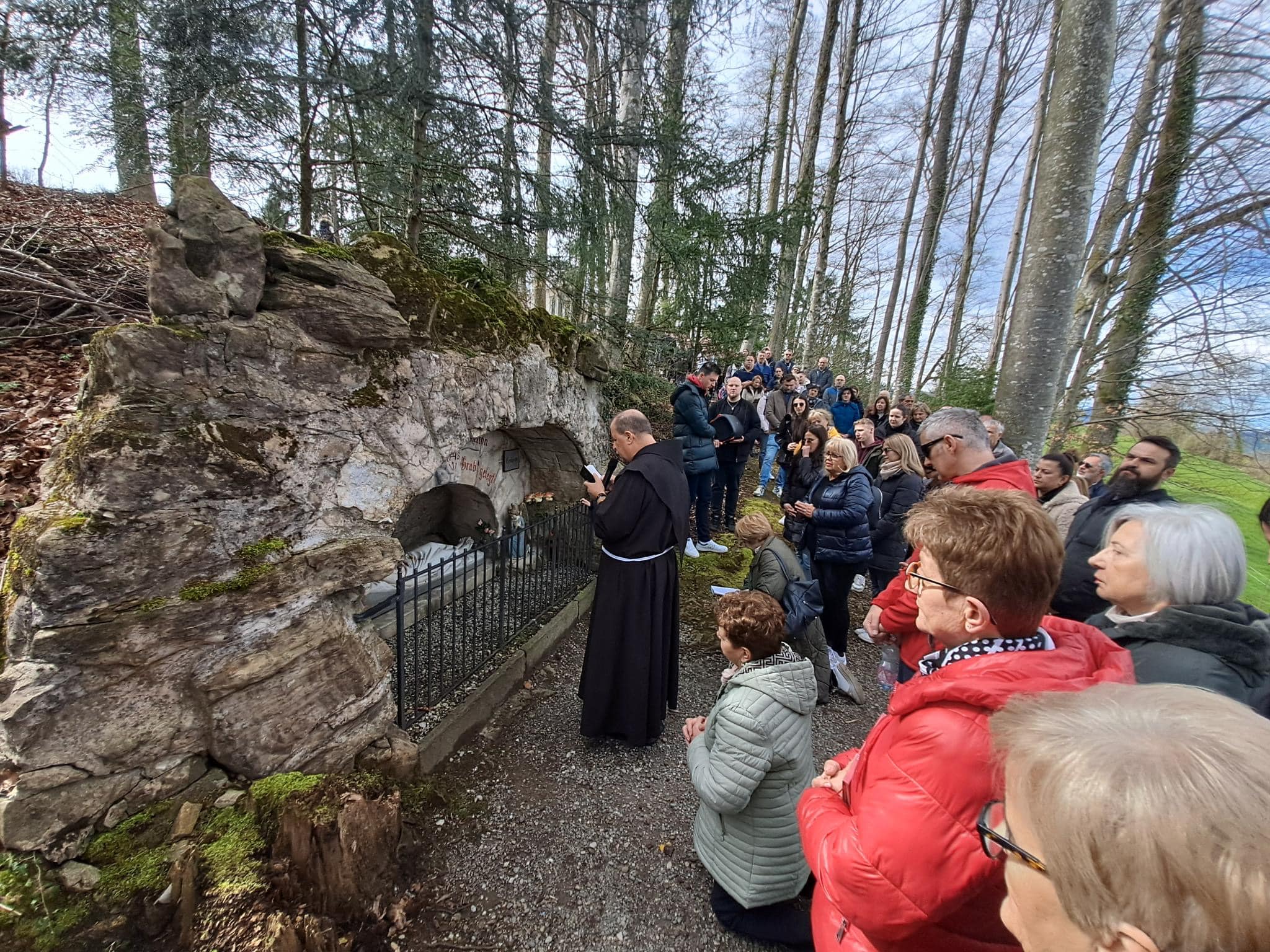 Hrvati iz Züricha na Veliki petak pohodili svetište Maria Bildstein, mjesto milosti već dugih 500 godina