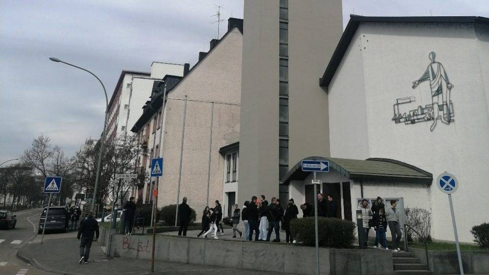 Vjernici HKM Hanau za pučku kuhinju na Sv. Duhu u Zagrebu skupili pet tisuća eura