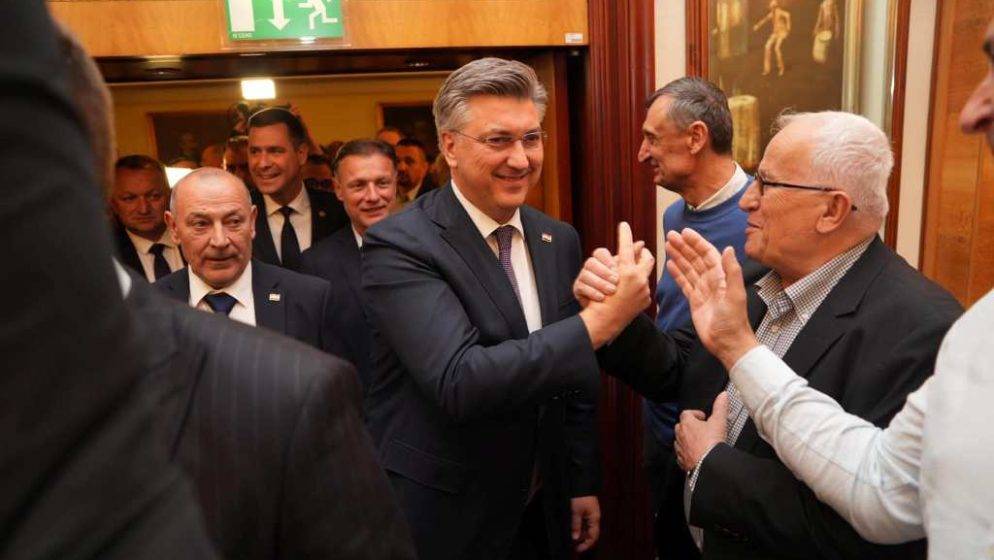 Predstoje teški pregovori ili nestabilno razdoblje s manjinskom vladom