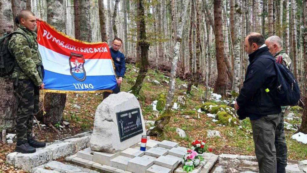 U sjećanje na herojsku pobjedu hrvatskih branitelja u bitci za Livno održana je četverodnevna hodnja bojišnicom dugom preko 80 km, pod nazivom ‘Put pobjede i sjećanja‘