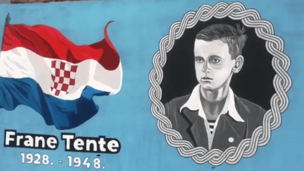 Frane Tente i skupina mladih splitskih domoljuba su 10. travnja 1947. podigli hrvatski stijeg na Marjanu, a ovaj čin je najmlađi među njima platio životom