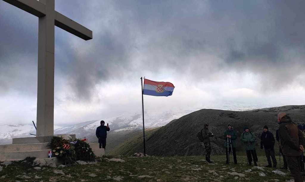 U sjećanje na herojsku pobjedu hrvatskih branitelja u bitci za Livno održana je četverodnevna hodnja bojišnicom dugom preko 80 km
