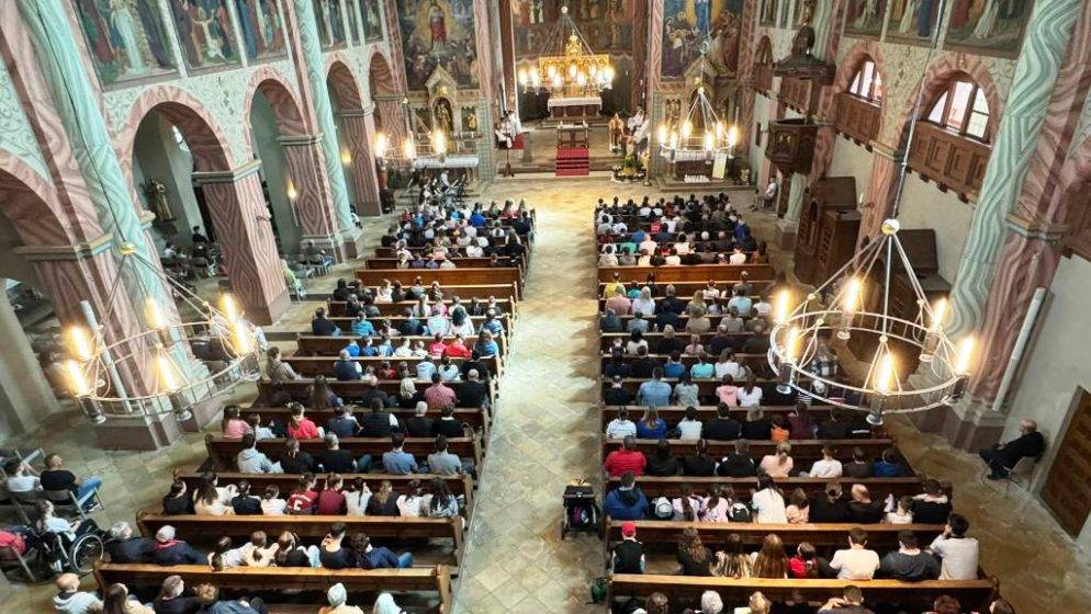 U Hrvatskoj katoličkoj misiji Augsburg preko 400 mladih Hrvata sudjelovalo na ministrantskom susretu