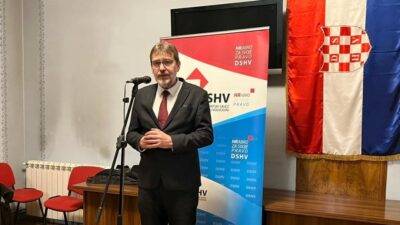 Tomislav Žigmanov, predsjednik Demokratskog saveza Hrvata u Vojvodini (DSHV) nije dobio novi mandat. Jasna Vojnić: S ministrom ili bez njega za Hrvate u Srbiji isto