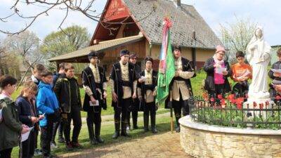 Održan Hrvatski križni put za učenike hrvatskih škola u Mađarskoj