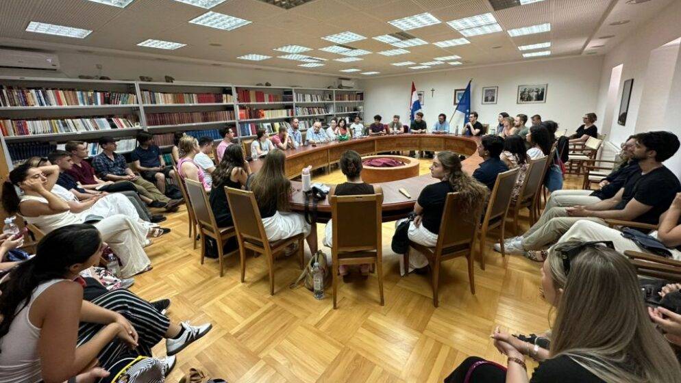 Objavljen Javni natječaj za prijavu programa/projekata organizacija hrvatskog iseljeništva u prekomorskim i europskim državama radi ostvarenja financijske potpore za 2025. godinu