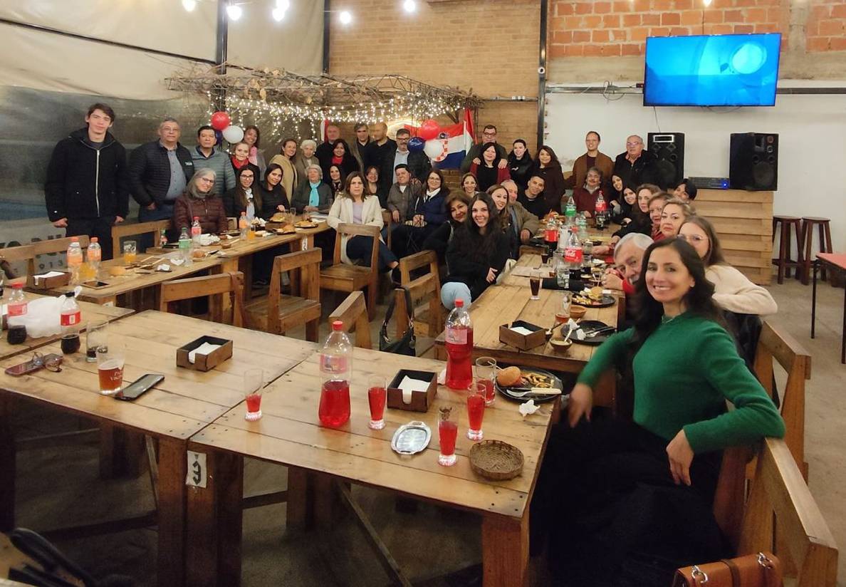 Hrvati u Tariji, na jugu Bolivije, osnovali udrugu sa 120 članova! Mladen Šarić: 'Bila je to večer ispunjena emocijama'