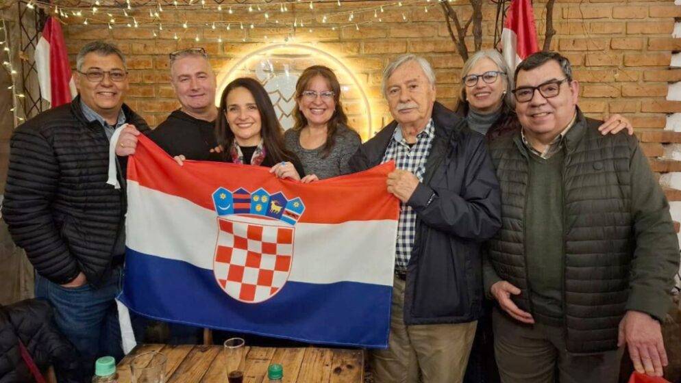 Hrvati u Tariji, na jugu Bolivije, osnovali udrugu sa 120 članova! Mladen Šarić: 'Bila je to večer ispunjena emocijama'