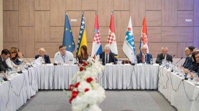 Hrvatska Vlada uz Hrvate u Neumu: Projekti u zdravstvu, obrazovanju i vjerskom životu