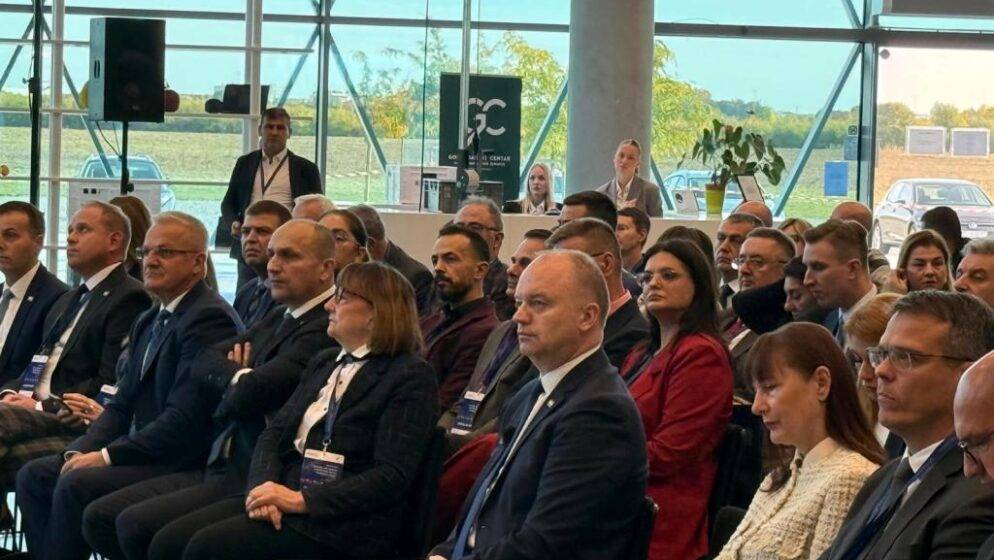 Po prvi puta u povijesti, danas u iseljeništvu živi više Hrvata, nego u Hrvatskoj