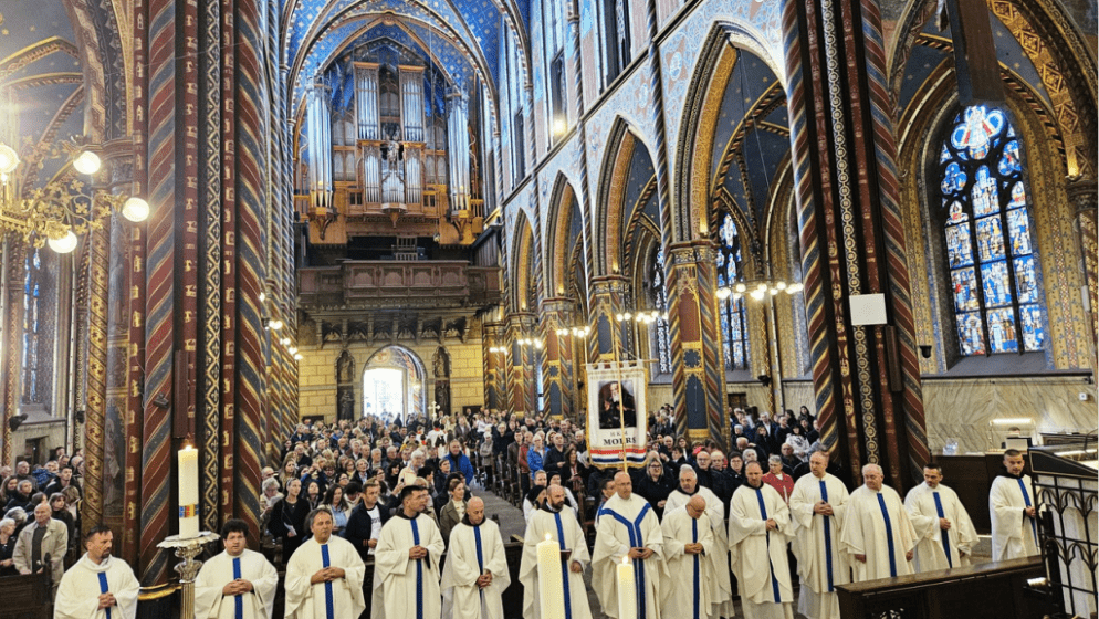 Ni kiša ni vjetar nisu zaustavili hrvatske hodočasnike: Tisuće vjernika na 44. hodočašću u Kevelaer