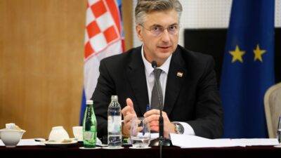 Vlada Republike Hrvatske nastavlja s programom potpora projektima od strateškog značaja za Hrvate izvan RH