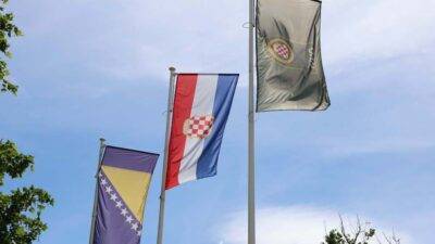 Gojko Borić/Köln: Nevjerojatne su činjenice da u Hrvatskoj Drugi svjetski rat još nije završen, zbog čega se naročito od 1990. godine - vode ozbiljne rasprave i političke borbe u Saboru