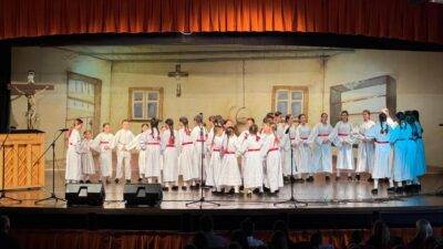 U Širokom Brijegu održan jubilarni 10. Susret zborova, okupile se skupine sa područja BiH