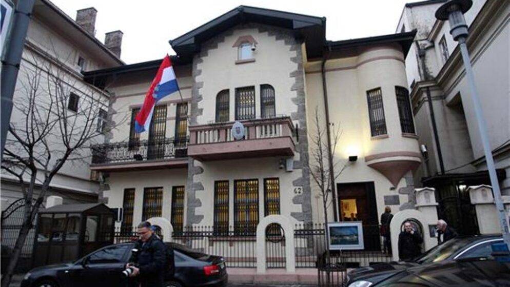 Preporuka o odgodi putovanja u Srbiju i dalje je na snazi, ali pomaka ima