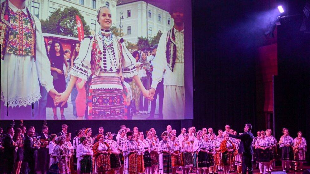 Središnji državni ured za Hrvate izvan Republike Hrvatske dodijelio još 1,8 milijuna za projekte Hrvata izvan domovine