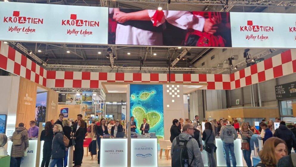 Pozitivne naznake za hrvatski turizam iz Austrije sa sajma u Beču! Direktor HTZ-a Kristjan Staničić: ‘Hrvatska je među omiljenim europskim destinacijama’