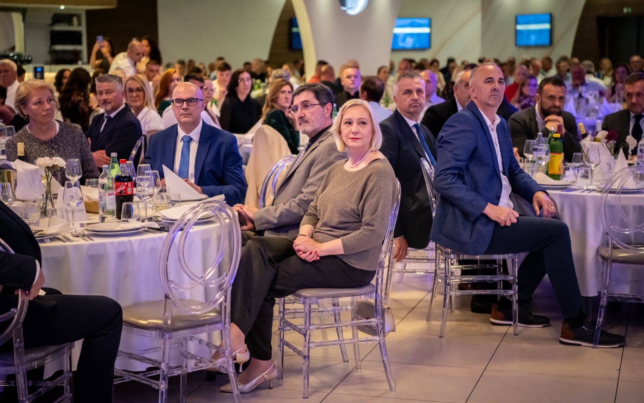 Jajačka večer u Zagrebu okupila više od 400 gostiju – snažna poruka zajedništva, tradicije i domoljublja