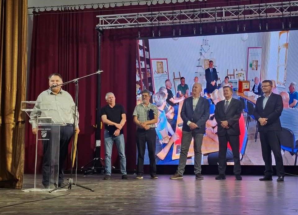 U Odžaku održana svečana pjesnička manifestacija posvećena baštini, identitetu i snazi pisane riječi: 'Bosanska Posavina – jučer, danas, sutra'