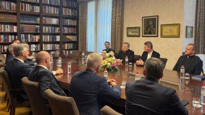 Nadbiskup Vukšić: BiH ne može opstati uz neravnopravnost i loše zakone