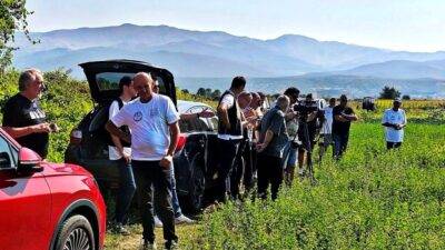 Kupreški kosci ponovo u Sinju – tradicija koja ne prestaje