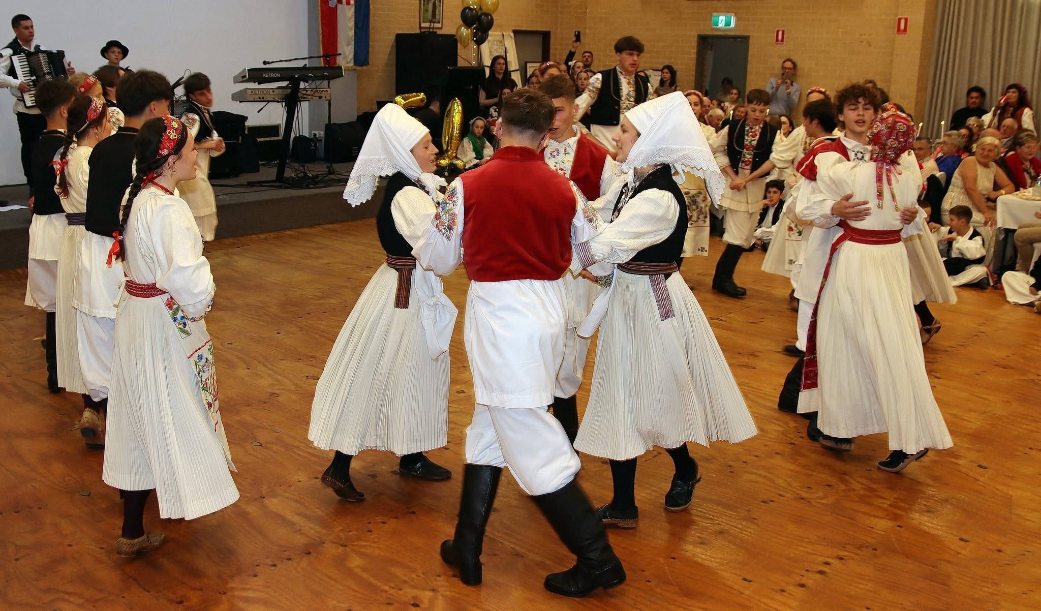 Pola stoljeća zajedništva: Hrvatski klub 'Braća Radić' proslavio 50 godina postojanja u Sydneyu