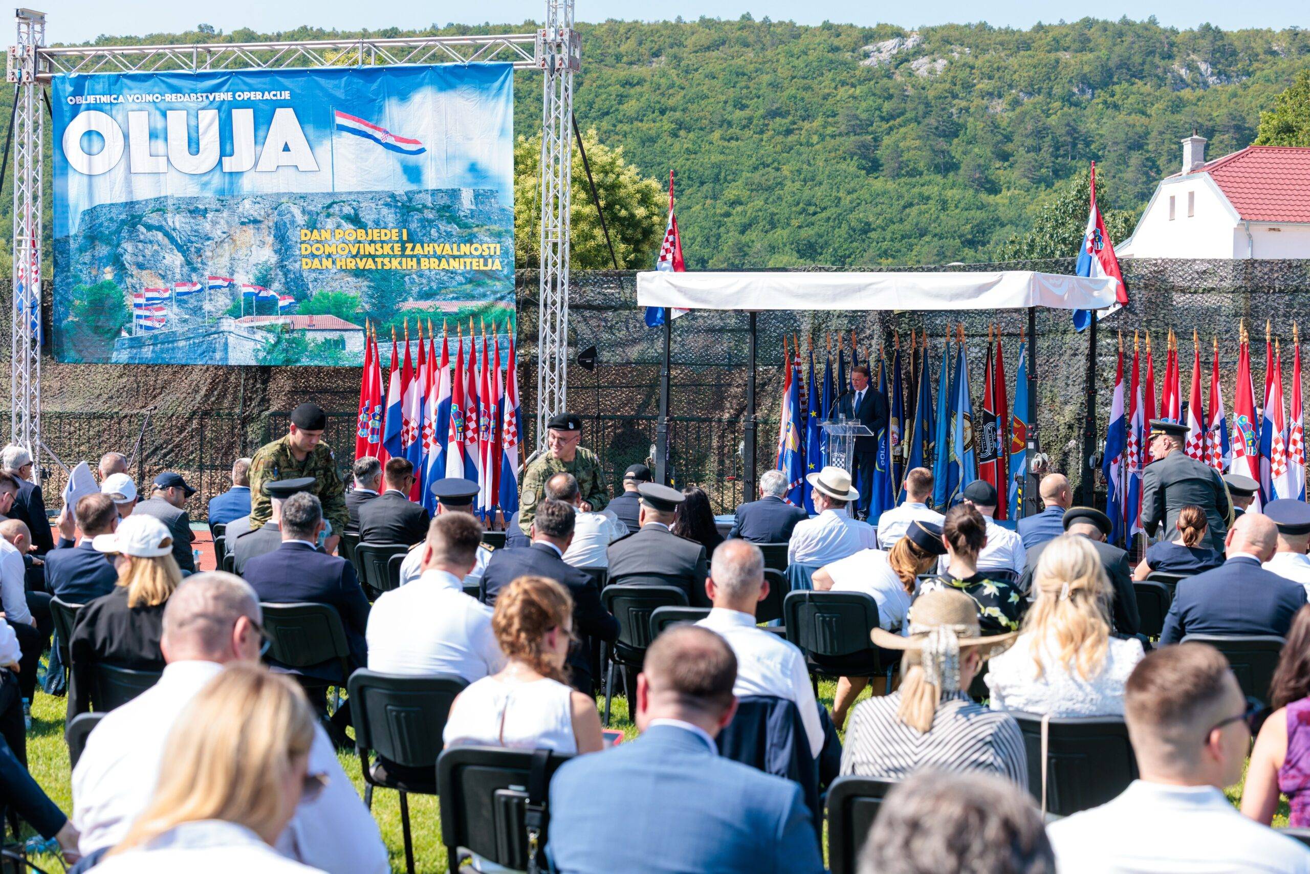 Svečano u Kninu: Pogledajte kako je proslavljen Dan pobjede, Domovinske zahvalnosti i hrvatskih branitelja