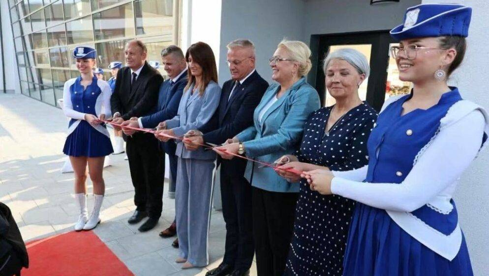 Uz snažnu potporu Vlade Republike Hrvatske svečano otvorena Srednja škola Novi Travnik – novi dom učenika Osnovne i Srednje glazbene škole Jakova Gotovca